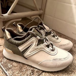 Michael Kors tennis shoes new size 7